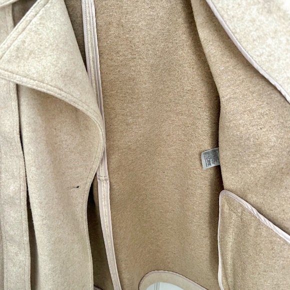 BR belted collar Jacket - Picture 5 of 6